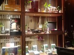 -一叶一世界·素食餐厅(锦华万达店)