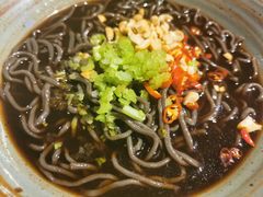 酸辣蕨根粉-青年公社烤鸭(青年路店)