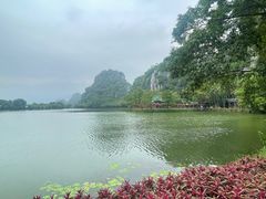 -星湖旅游景区七星岩