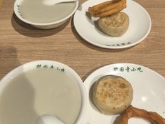 -护国寺小吃店(红莲南路店)
