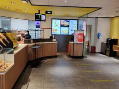 自助取餐区-麦当劳(顾村公园店)