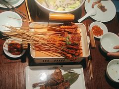 -全牛匠·乐山跷脚牛肉(西单华威约饭街店)