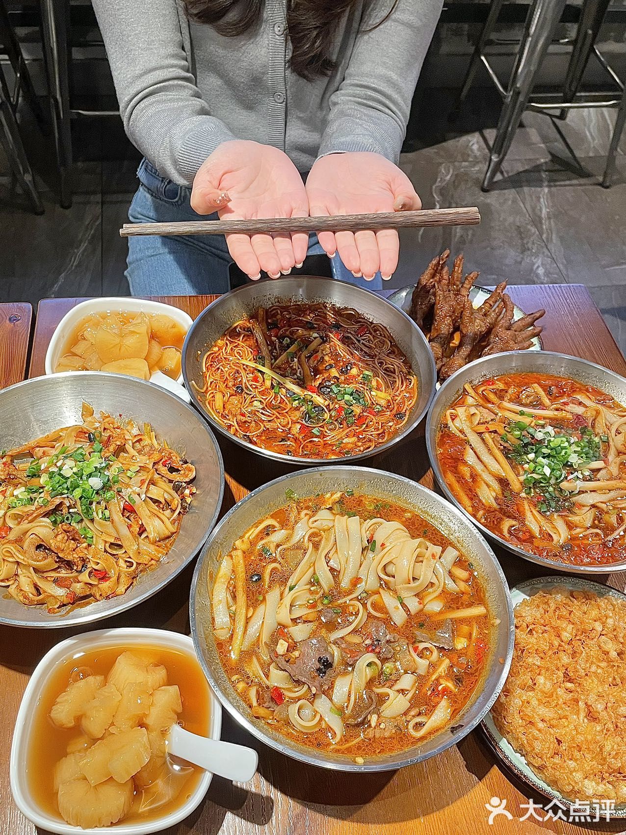 来万家丽，我唯一想去吃的一家粉店… 