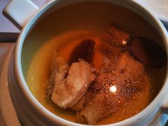 是日老火靓汤-粤财皇冠假日酒店·彩华轩中餐厅