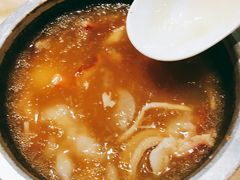 花胶煲仔翅-翅爷家煲仔翅