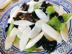 -云河农家乐饭店(福禄缘树山店)