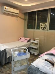 -苗方清颜专业祛痘·皮肤管理