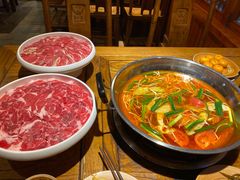 -快活林酸汤鱼鲜品火锅店(甲秀楼店)