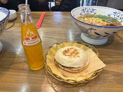 肉夹馍-魏家凉皮(兵马俑店)