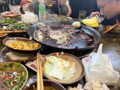 -黄潇洒老火锅(九眼桥宏济巷店)