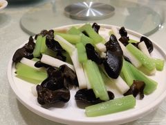 -巢香扣肉馆
