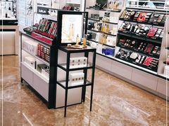 -东荟城名店仓
