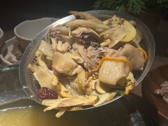 -蘑界·野生菌火锅(深业上城店)