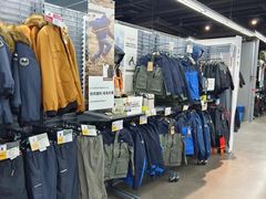 -迪卡侬(西三旗店)