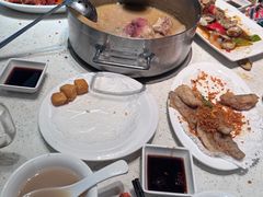 -肥仔文澳门猪骨煲(南京西路店)