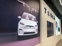 -TESLA 特斯拉(上海太古汇体验店)