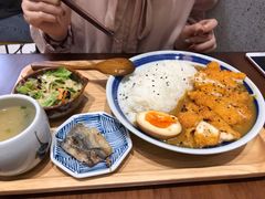 咖喱猪排饭-肥朵食堂(带梦胡同店)