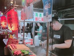 -六合夜市