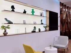 -上海宝信宝马4S店