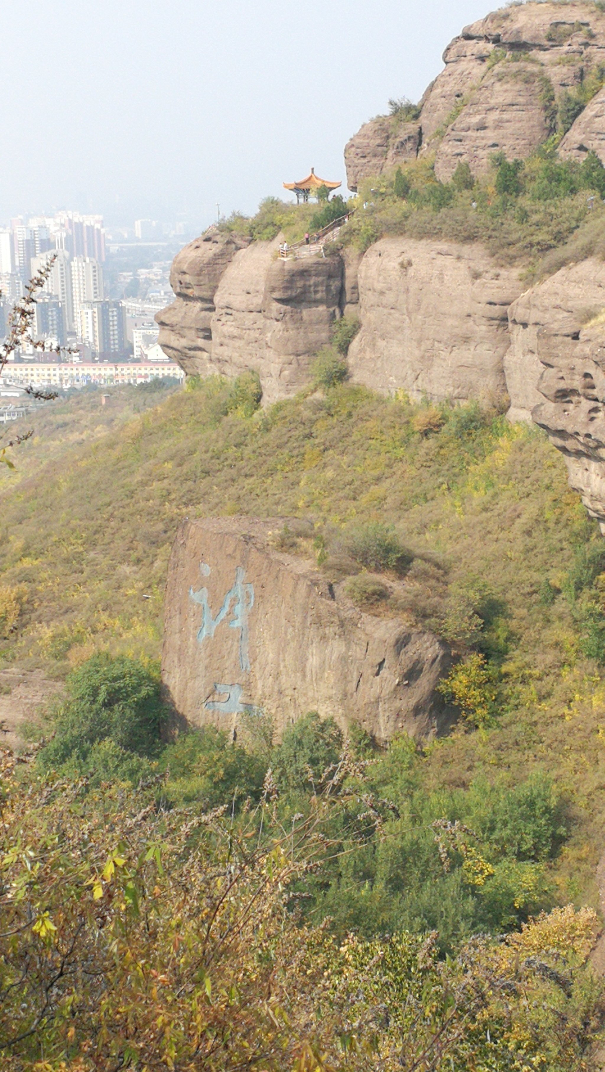 承德双塔山石佛被盗案图片