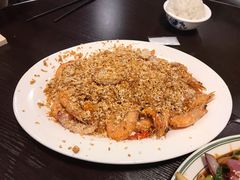 避风塘炒虾-乾坤饭店