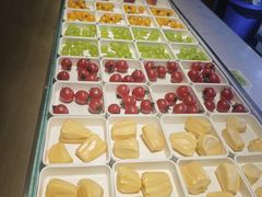 -涨巢·潮玩水疗局