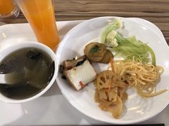 -感恩心素食馆(百世广场店)