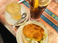 猪扒菠萝包-金华冰厅