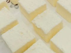 一口酸奶糕-新榕记滨江壹號