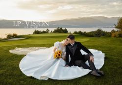 -乐派诗婚纱摄影