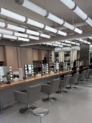 -Z.X HAIR SALON张新美业