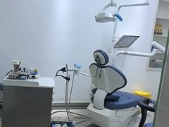 -雅悦齿科(顾村公园店)