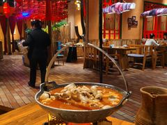 -老滇山寨•云南特色菜•地方菜•民族风情歌舞表演(金碧店)