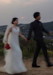 -拾年·定制婚纱摄影