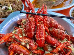 -丹水桥地锅鱼·翘嘴鲌·地方特色全鱼宴(丹江口大坝店)