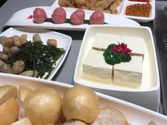 -海底捞火锅(海宁路店)