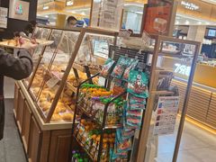 面包甜点陈列柜-山崎面包(静安久光店)