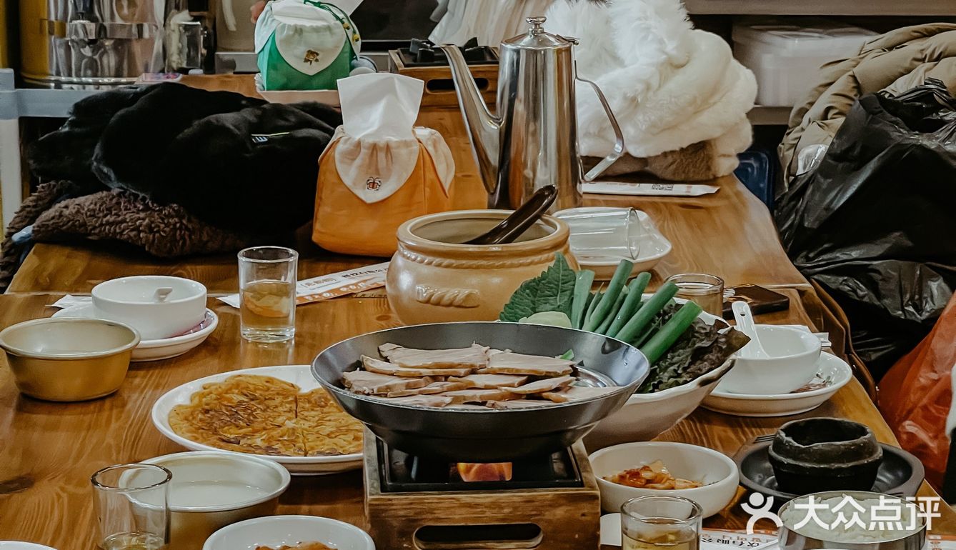 延吉美食|延吉本地人都爱吃的元奶奶包饭