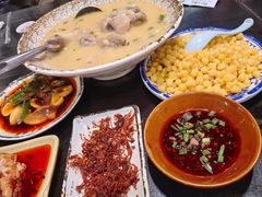 豌豆蹄花汤-醉八仙热酒馆(渝中店)