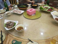 -雪乡阁东北农家菜(颛桥约好休闲街店)