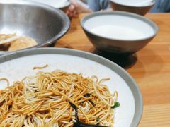 -弄堂咪道-饭香·面香·馄饨香(兴梅店)