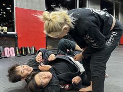 -极斗-IKMF马伽术·格斗运动学院(东直门店)