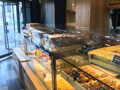 面包甜点陈列柜-酥侯糕点(广东路店)