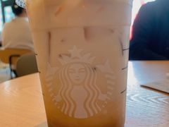 -星巴克臻选(郑州中原万达店)