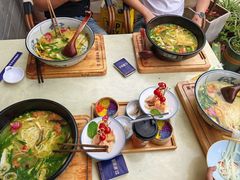 -芸南道·过桥米线(昆明老街旗舰店)