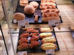 -巴黎贝甜(华堂新辰汇店)