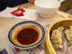 -花馬肆.云南过桥米线(汉神购物广场现场熬汤店)