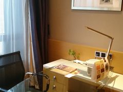 -上海中航虹桥机场泊悦酒店