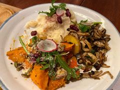 三拼沙拉-卡朋厨房(289艺术园区店)