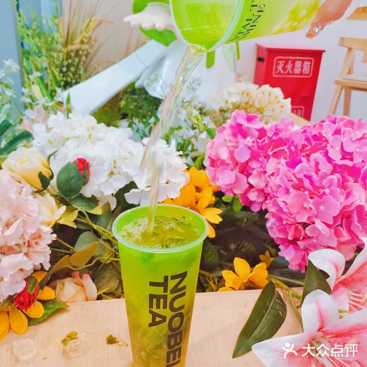 更适合夏天的果蔬奶茶！